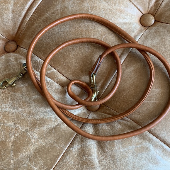 Dooney & Bourke USA Vintage Mini Calvary Crossbody Black/Tan Leather Purse - Picture 10 of 10